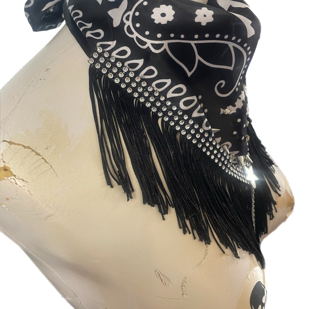 Blackout Wild Rag - Picture 5 of 5